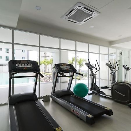 Deluxe And Feel Like A Home 1, 3-6 Pax ,Netflix, Georgetown Bagian luar foto