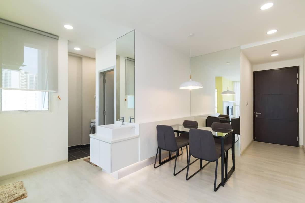 Deluxe And Feel Like A Home 1, 3-6 Pax ,Netflix, Georgetown Bagian luar foto